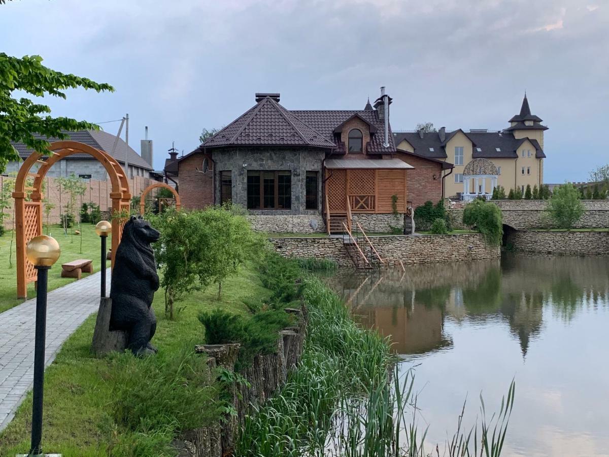 Готельно-Ресторанний Комплекс Прованс Парк โปชายิฟ ภายนอก รูปภาพ